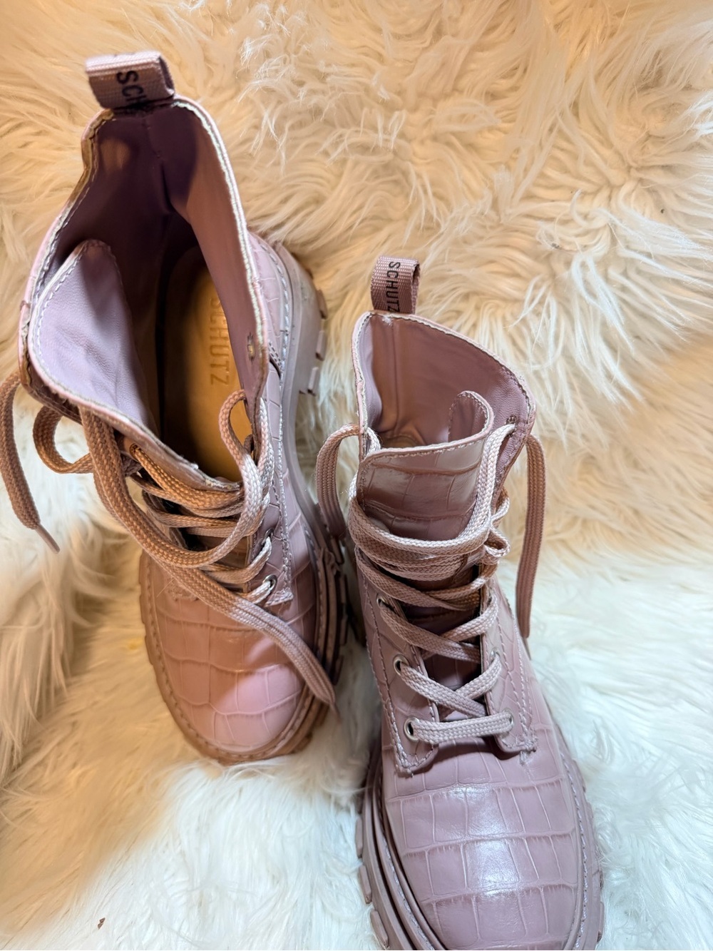 SCHUTZ Mauve Croc-Embossed Lace-Up Platform Boots size 7.5 B - Picture 3 of 9